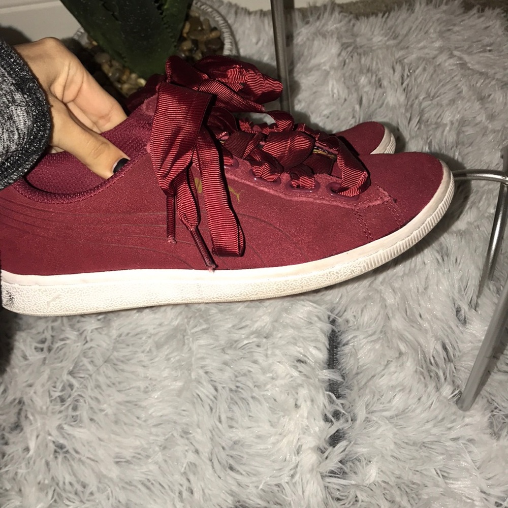 Maroon Pumas - Picture 1 of 4